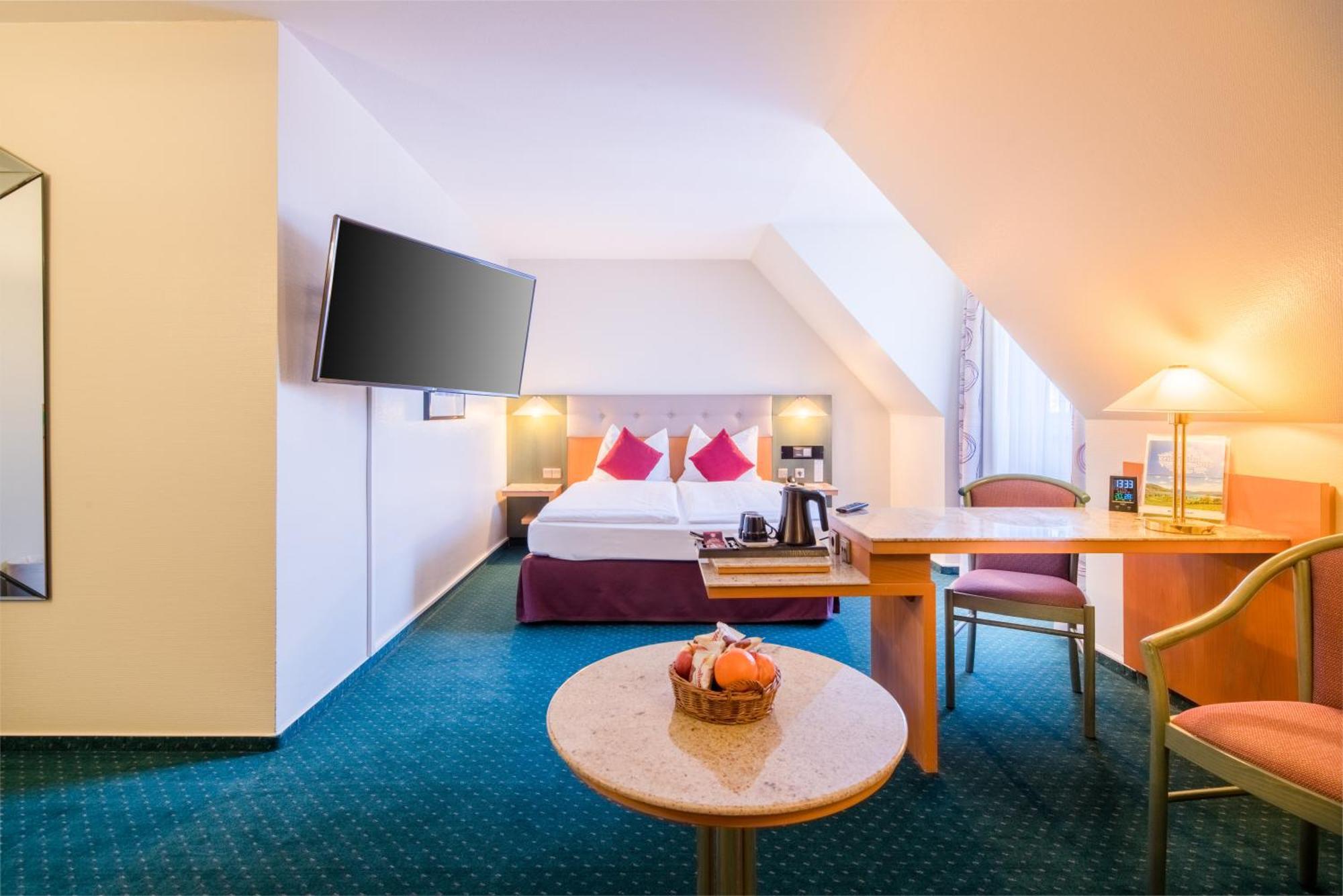 Hotel Plaza Blankenburg Ditzingen, Sure Collection