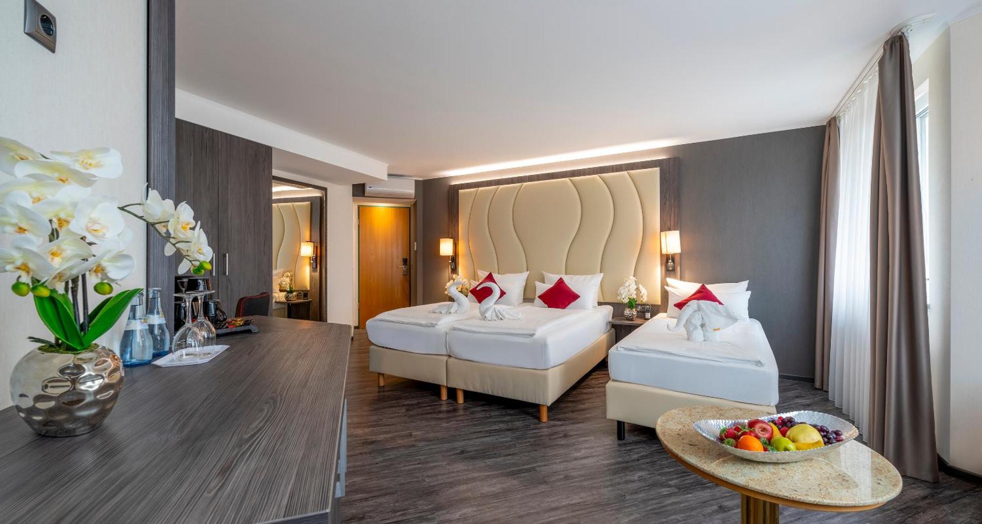 Hotel Plaza Blankenburg Ditzingen, Sure Collection 4*